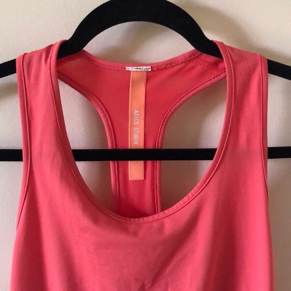 ASICS workout top - Picture 2 of 5